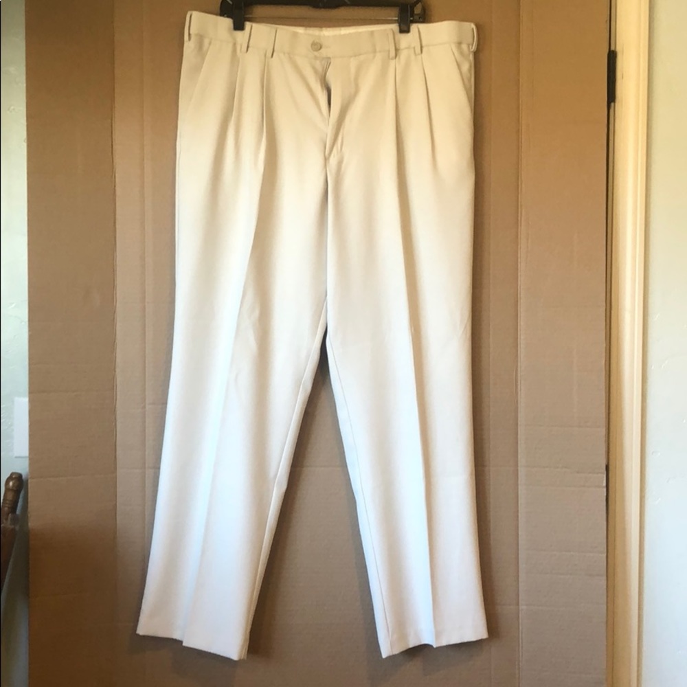 Docker’s Dress Pants